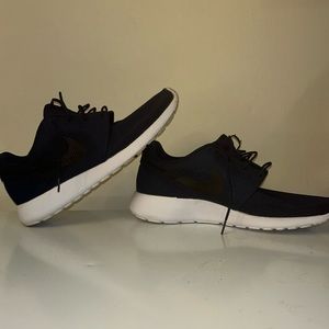 Nike men’s running shoe